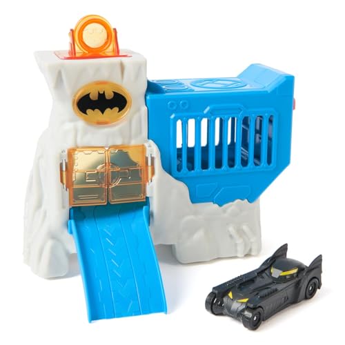Sunny Playset Mini Batcaverna com Pista e Batmóvel